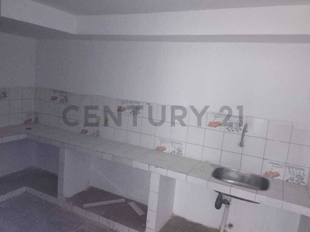 Foto de LOCAL COMERCIAL EN VENTA EN VILLA FÁTIMA FRENTE A LA CAJA NACIONAL DE SALUD