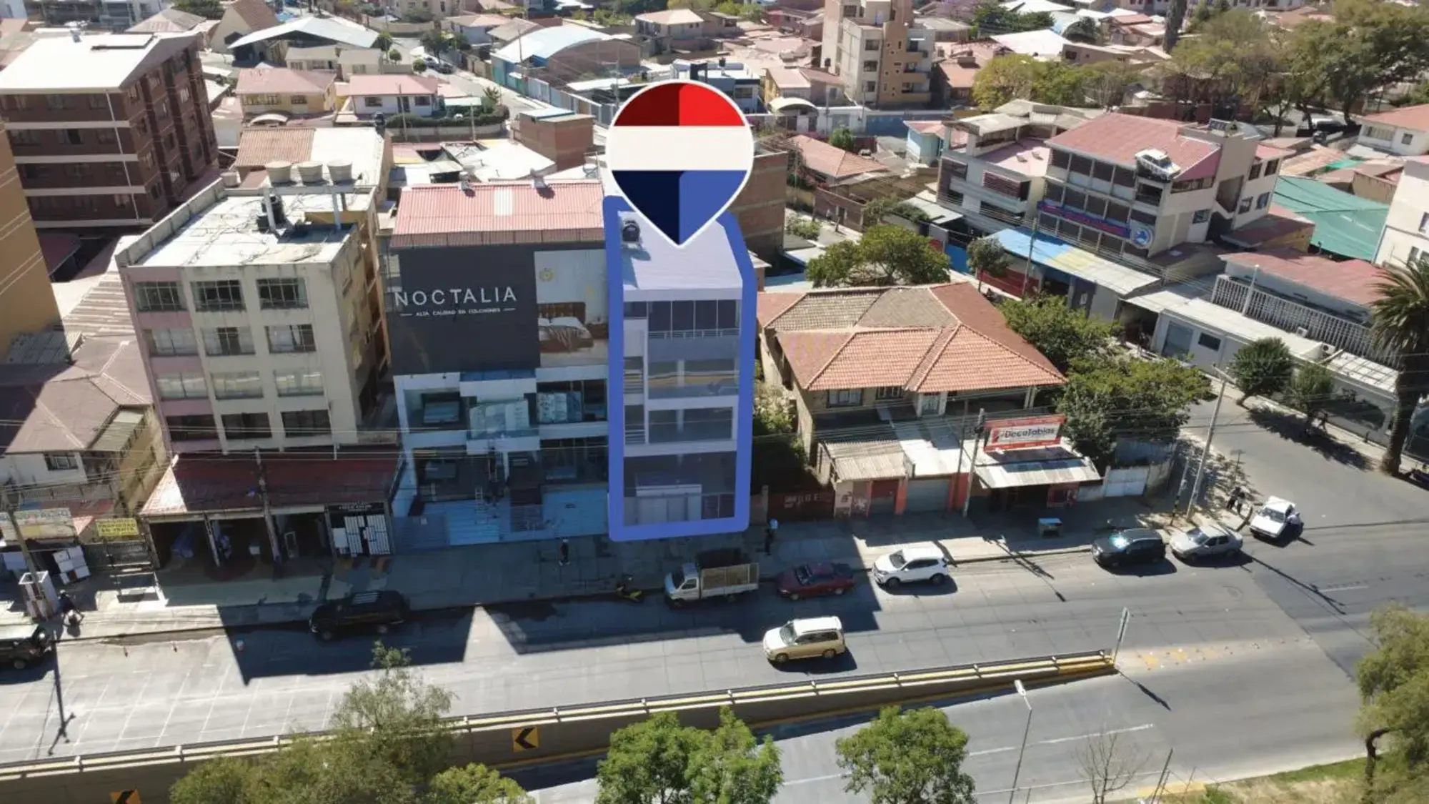 Foto de Edificio comercial en alquiler sobre Av. Blanco Galindo - ubicación estratégica!!!!!