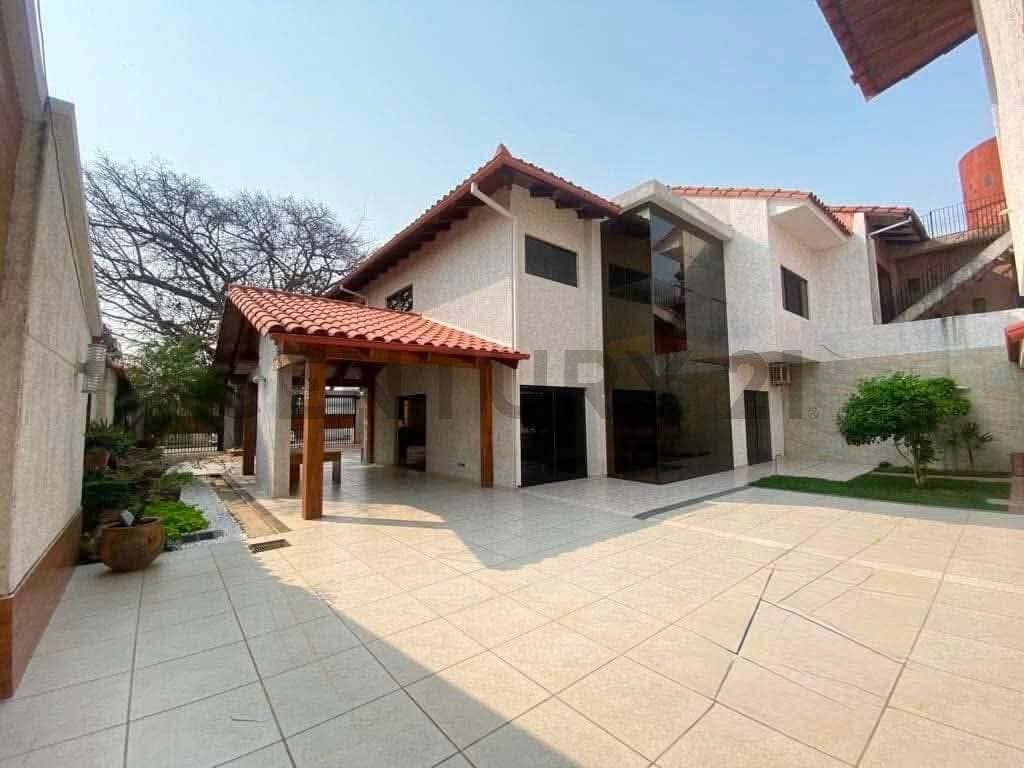 Foto de CASA INDEPENDIENTE EN ALQUILER A UNA CUADRA DE LA AVENIDA SANTOS DUMONT