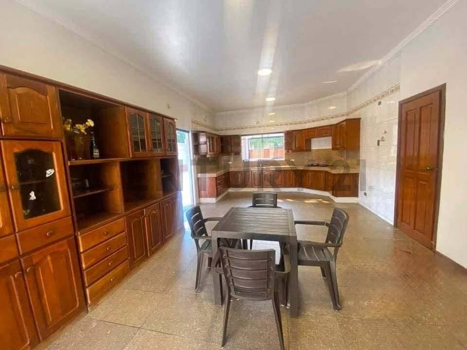 Foto de CASA INDEPENDIENTE EN ALQUILER A UNA CUADRA DE LA AVENIDA SANTOS DUMONT