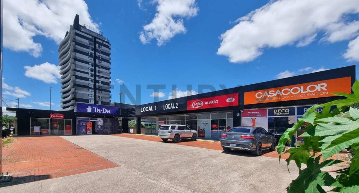 Foto de Urubó, Local Comercial en Alquiler Lado de In Towers, Diagonal a Colinas 1
