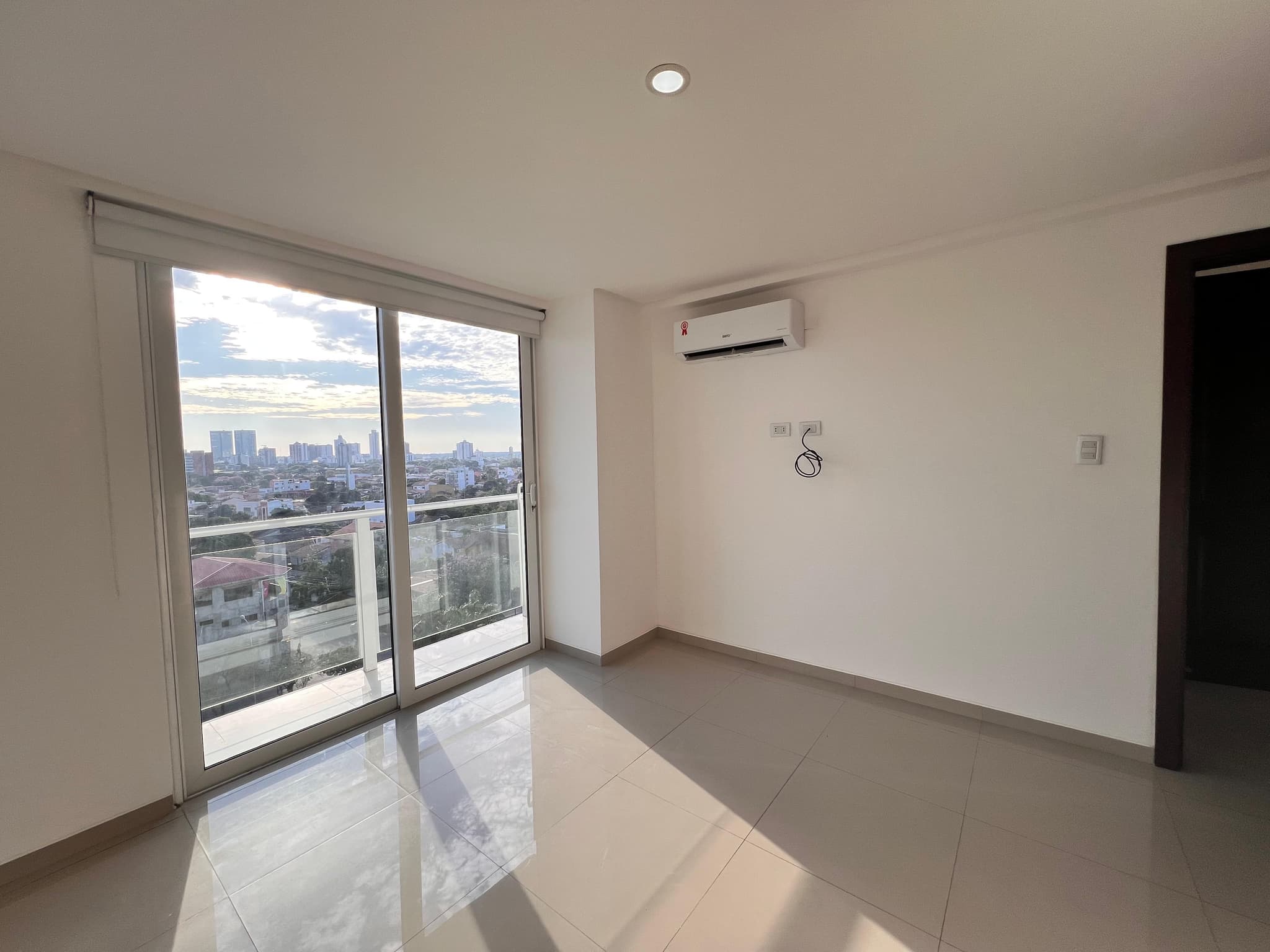 𝐃𝐄𝐏𝐀𝐑𝐓𝐀𝐌𝐄𝐍𝐓𝐎 𝐃𝐄 1 𝐃𝐎𝐑𝐌𝐈𝐓𝐎𝐑𝐈𝐎 𝐄𝐍 𝐀𝐋𝐐𝐔𝐈𝐋𝐄𝐑* Cond san francisco Norte 📍 Zona Norte (Av. Banzer entre 2do. y 3er. anillo)