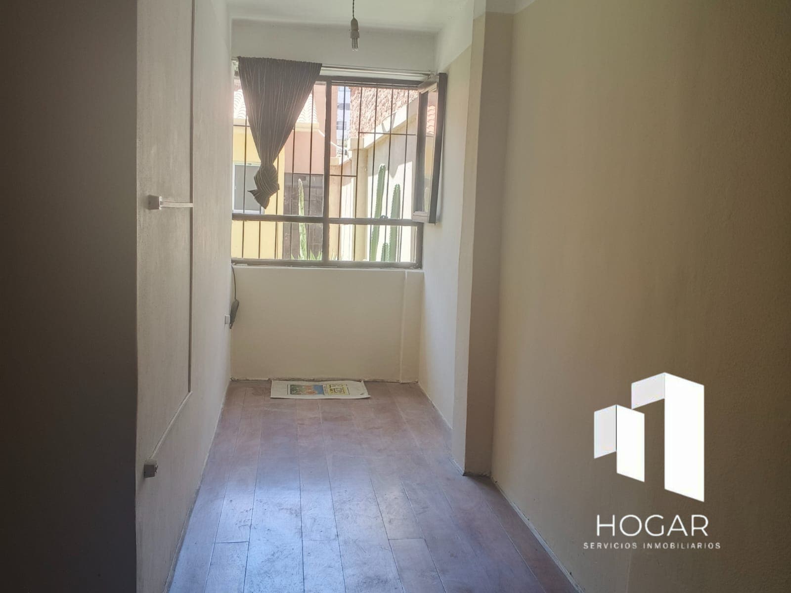 Casa semi independiente en alquiler Parque Lincoln