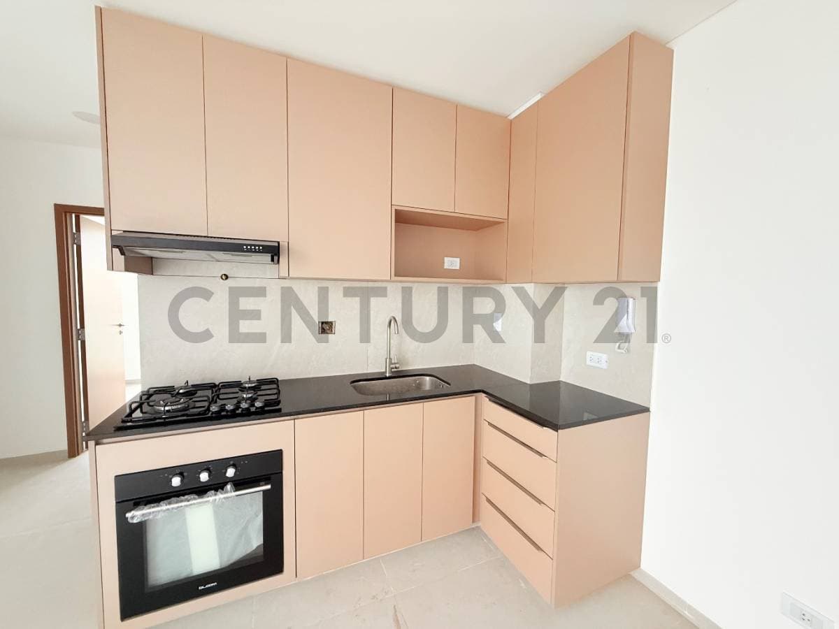 Foto de DEPARTAMENTO DE 1 DORMITORIO CON PARQUEO EN VENTA