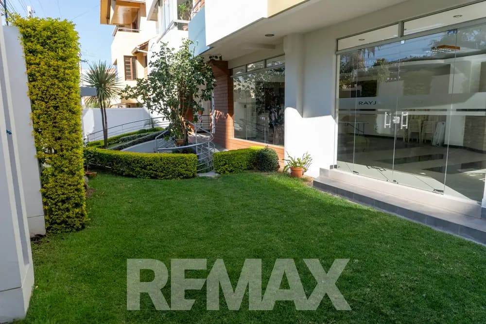 Foto de DEPARTAMENTO EN VENTA DE 2 DORMITORIOS ZONA SARCOBAMBA