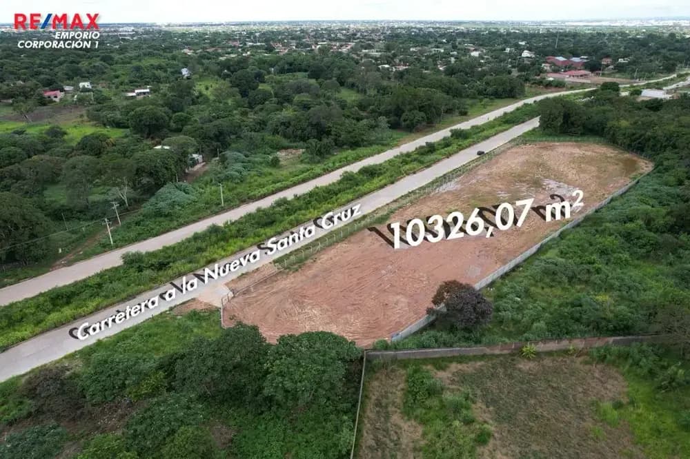 Foto de TERRENO EN VENTA - AV. G77