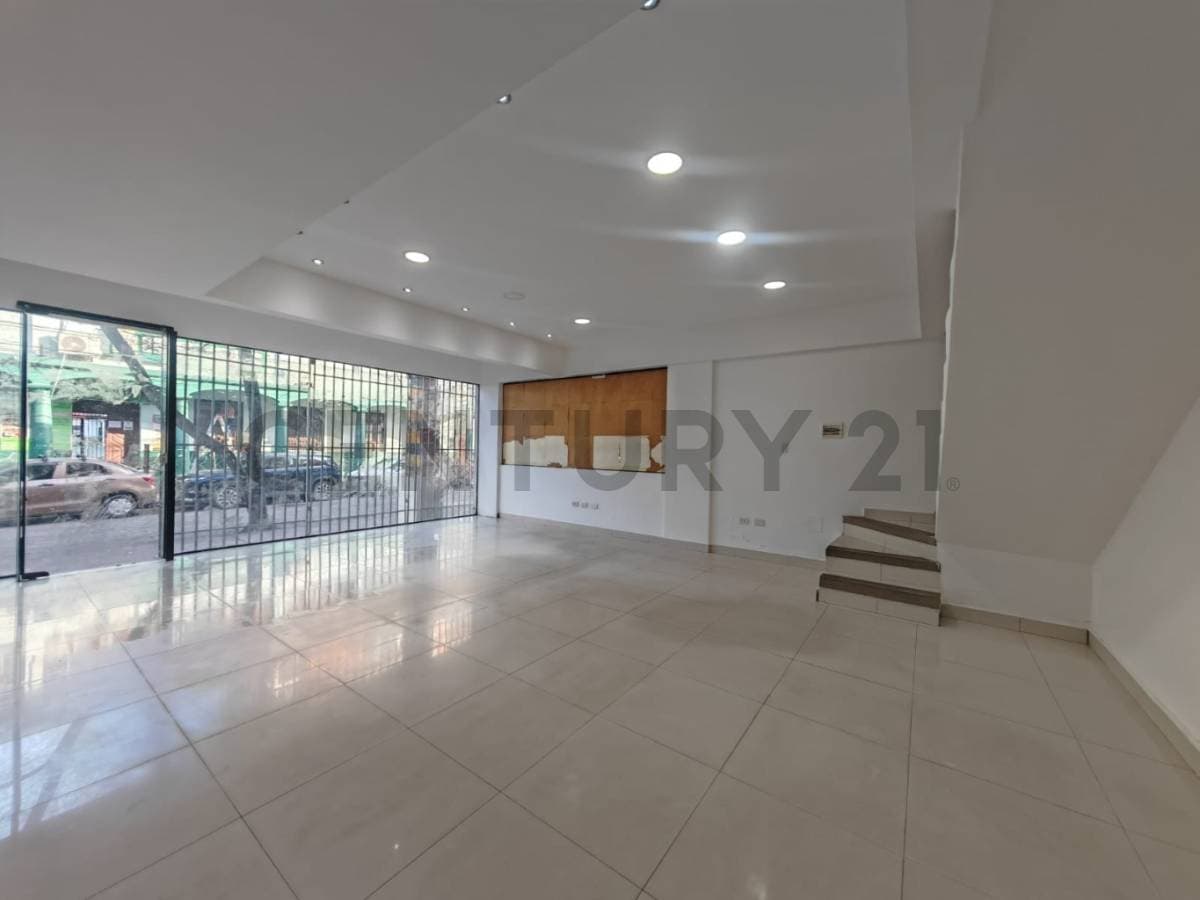 Foto de LOCAL COMERCIAL U OFICINA EN ALQUILER