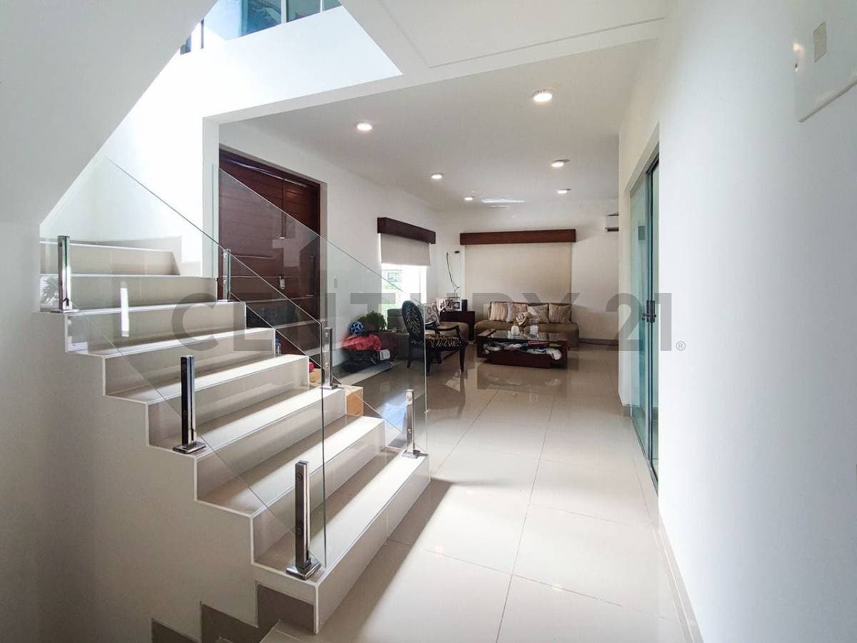 Foto de CASA EN VENTA EN CONDOMINIO SANTA CRUZ DE LA COLINA