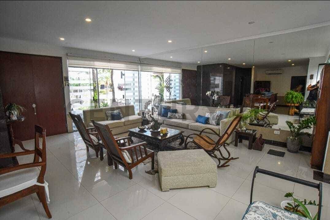 Foto de Casa con 3 suites en planta baja en venta, dentro de condominio