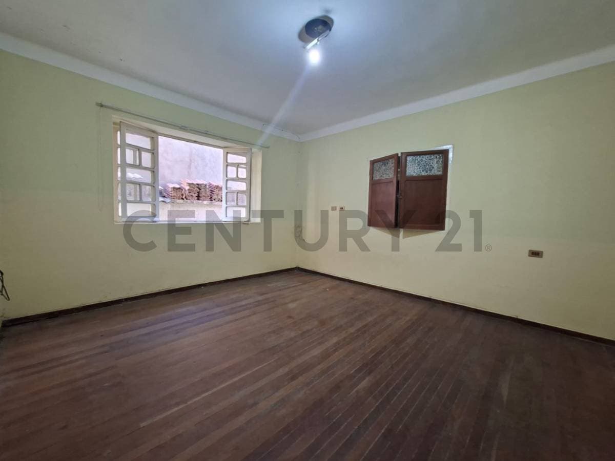 Foto de CASA EN VENTA - ZONA HIPÓDROMO
