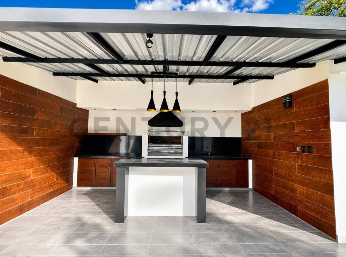 Foto de Bosques de la Colina, Casa en alquiler, zona norte, 3 habitaciones