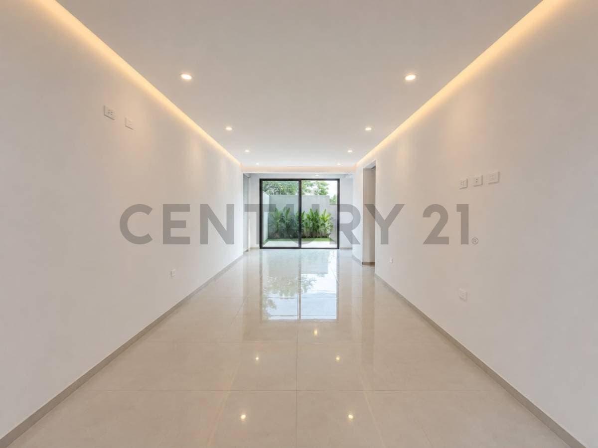 Foto de CASA EN VENTA ZONA NORTE DE 4 DORMITORIOS EN SUITE EN EL 7MO ANILLO BENI