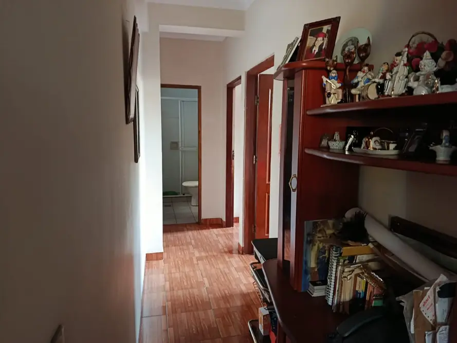 Foto de Casa Comercial con Locales y Departamentos en Venta en el Centro de Tarija – Barrio El Molino
