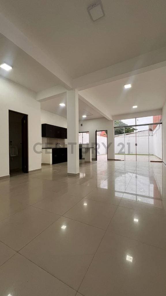 Foto de CASA EN ALQUILER EN EXCELENTE UBICACION COMERCIAL AV. PARAGUA - CANAL COTOCA
