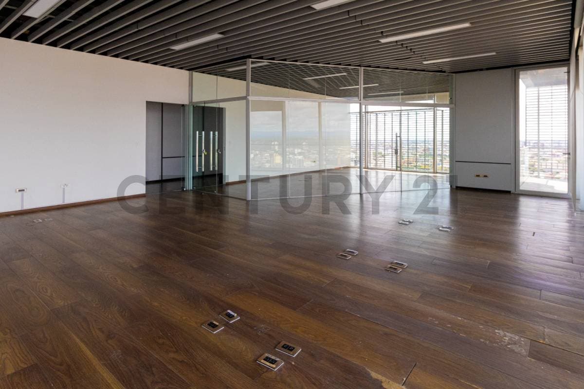 Foto de oficina en piso 23 - Ambassador Business Center