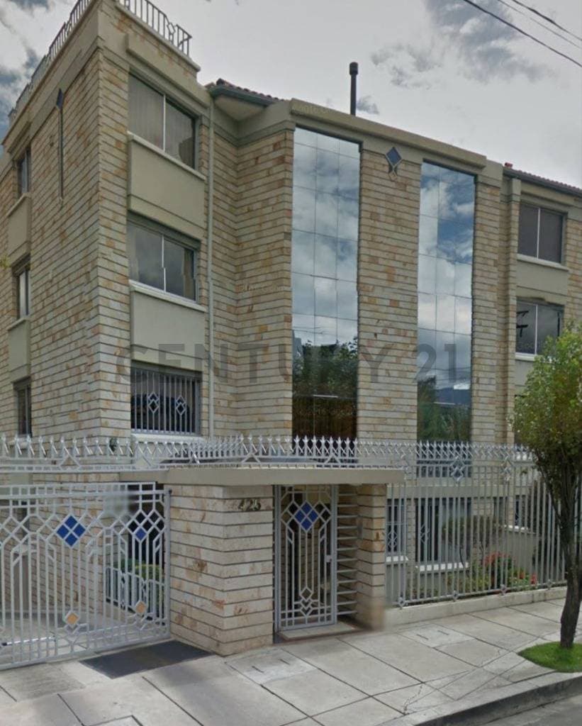 Foto de Comodo amplio y centrico departamento en alquiler CALACOTO