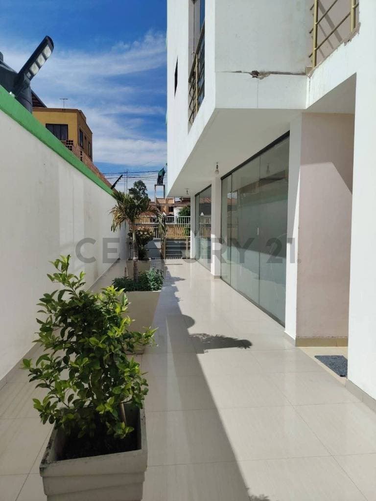 Foto de Departamento de 2 Habitaciones en alquiler