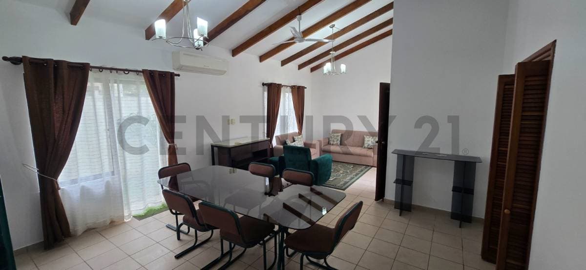 Foto de CASA EN ALQUILER AMOBLADA - AVENIDA ALEMANA ENTRE 2DO Y 3ER ANILLO
