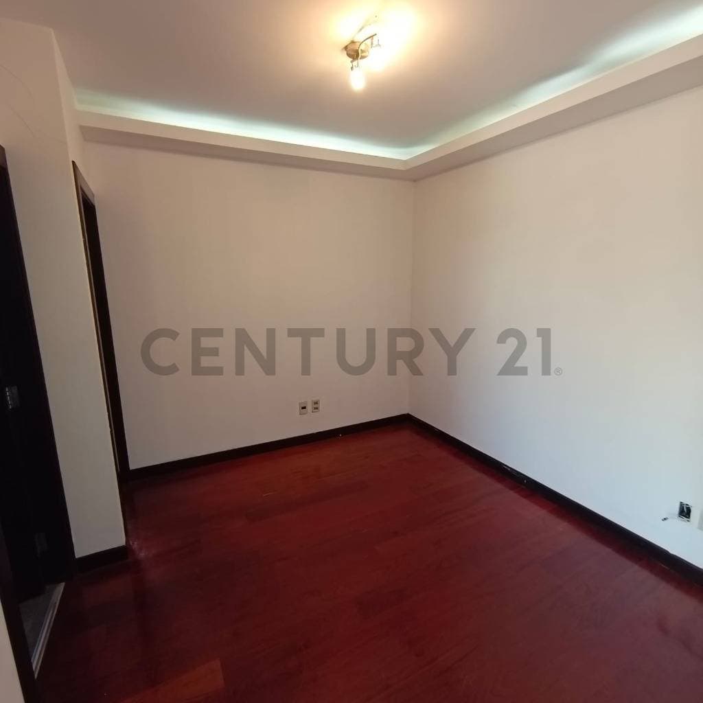 Foto de DEPARTAMENTO EN ALQUILER AMOBLADO DE 1 DORMITORIO EN CALACOTO