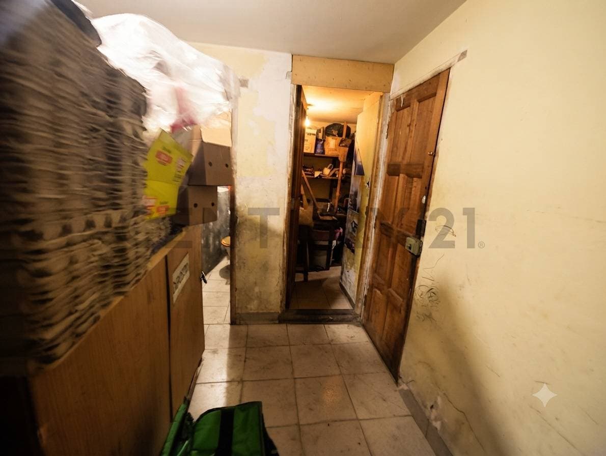 Foto de PEQUEÑA TIENDA EN VENTA SOBRE AV. AGUSTÍN UGARTE, A PASOS DEL HOSPITAL COTAHUMA