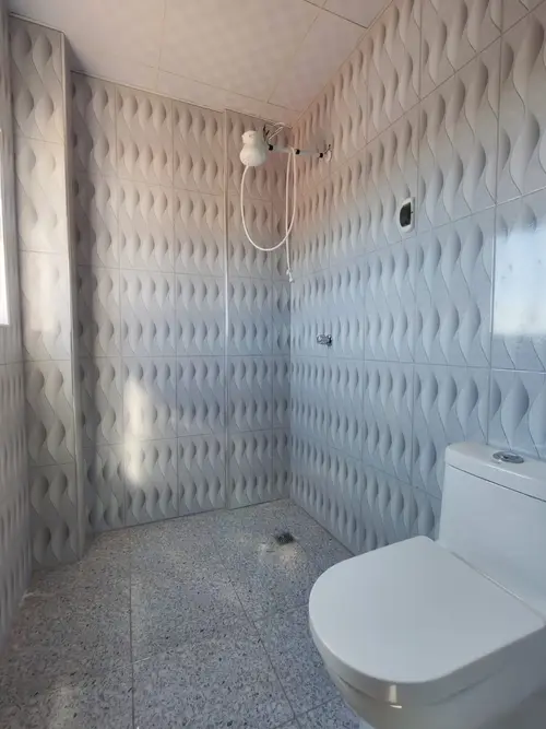 Foto de DEPARTAMENTO DE 4 DORMITORIOS EN ALQUILER.