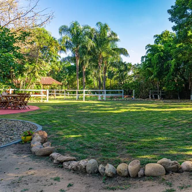Foto de Convierte esta ubicación en tu próximo éxito: Terreno Comercial en Alquiler