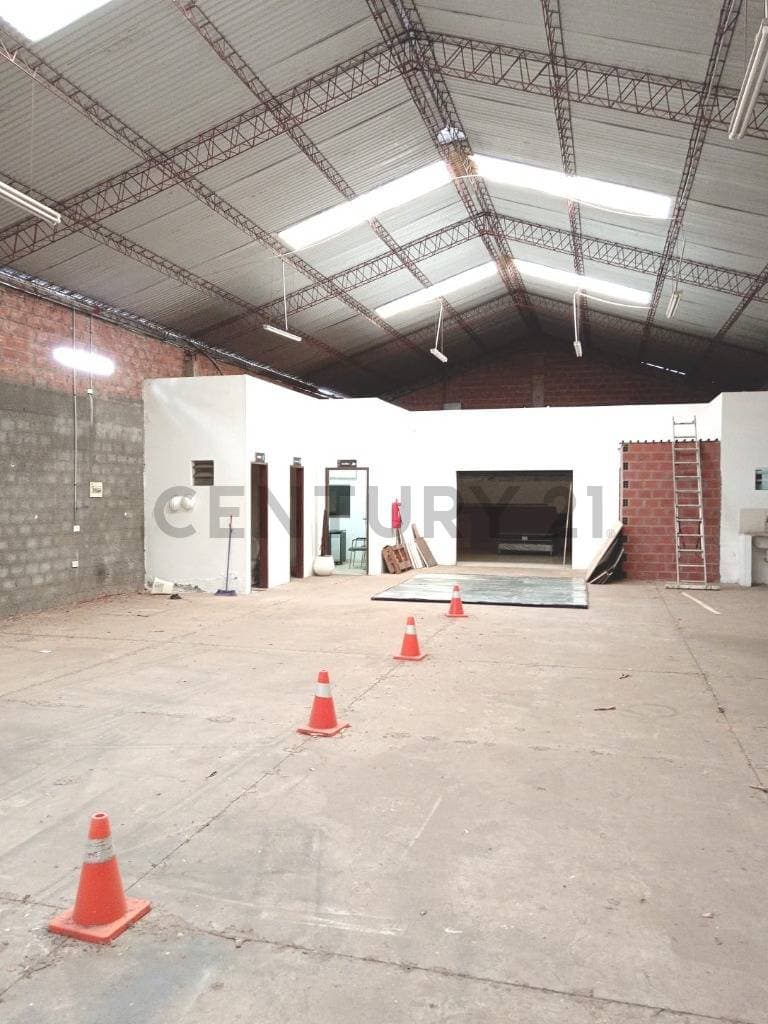 Foto de Galpón en alquiler Zona Norte, entrada a Mainter