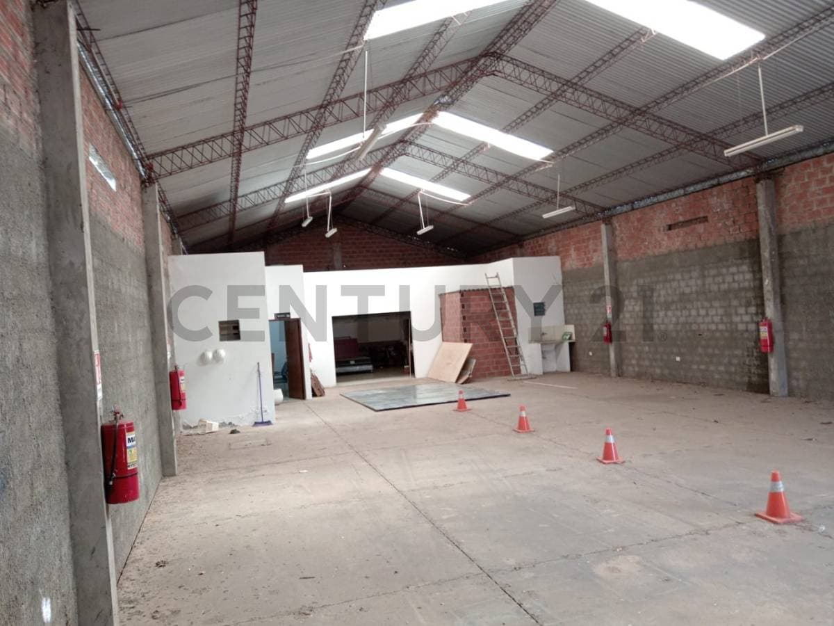 Foto de Galpón en alquiler Zona Norte, entrada a Mainter