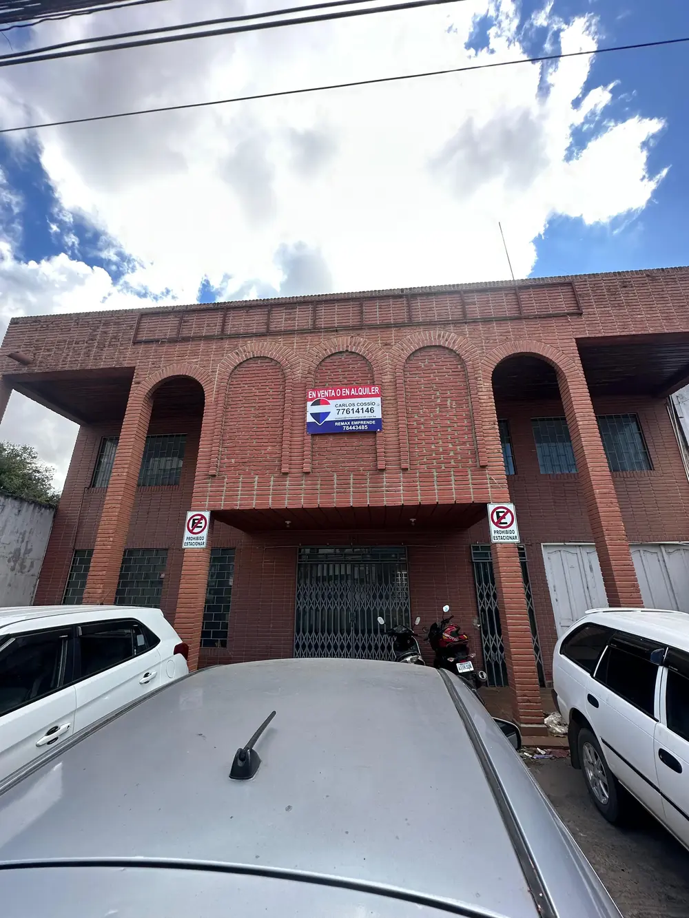 Foto de EDIFICIO CORPORATIVO Y EJECUTIVO EN ALQUILER Av. Melchor Pinto | Entre 1er y 2do Anillo