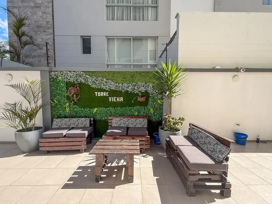 Foto de DEPARTAMENTO EN ALQUILER – EDIF. TORRE VIENA | QUERU QUERU