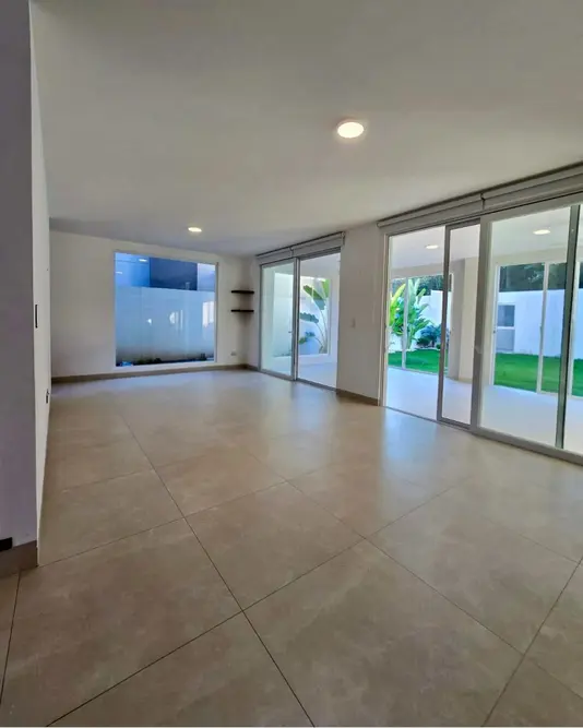 Foto de CASA EN ALQUILER BOSQUES DE LA COLINA