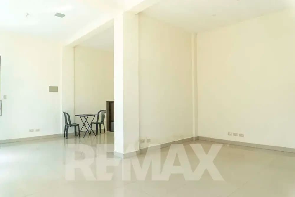 Foto de ATRACTIVOS LOCALES COMERCIALES EN VENTA EN LA ZONA SARCO