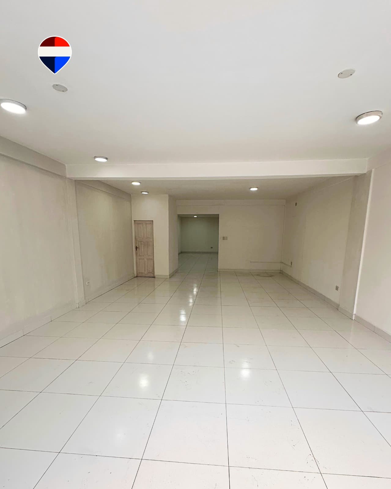 LOCAL COMERCIAL EN ALQUILER SOBRE AVENIDA