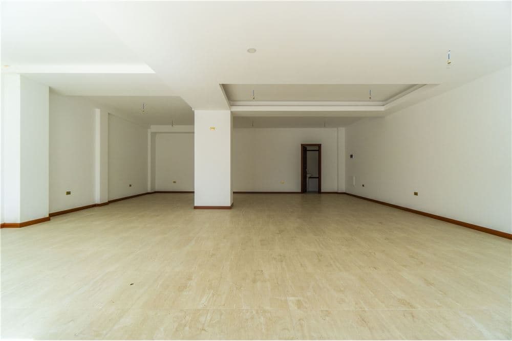 Foto de LOCAL COMERCIAL EN VENTA-EDIFICIO VERONA