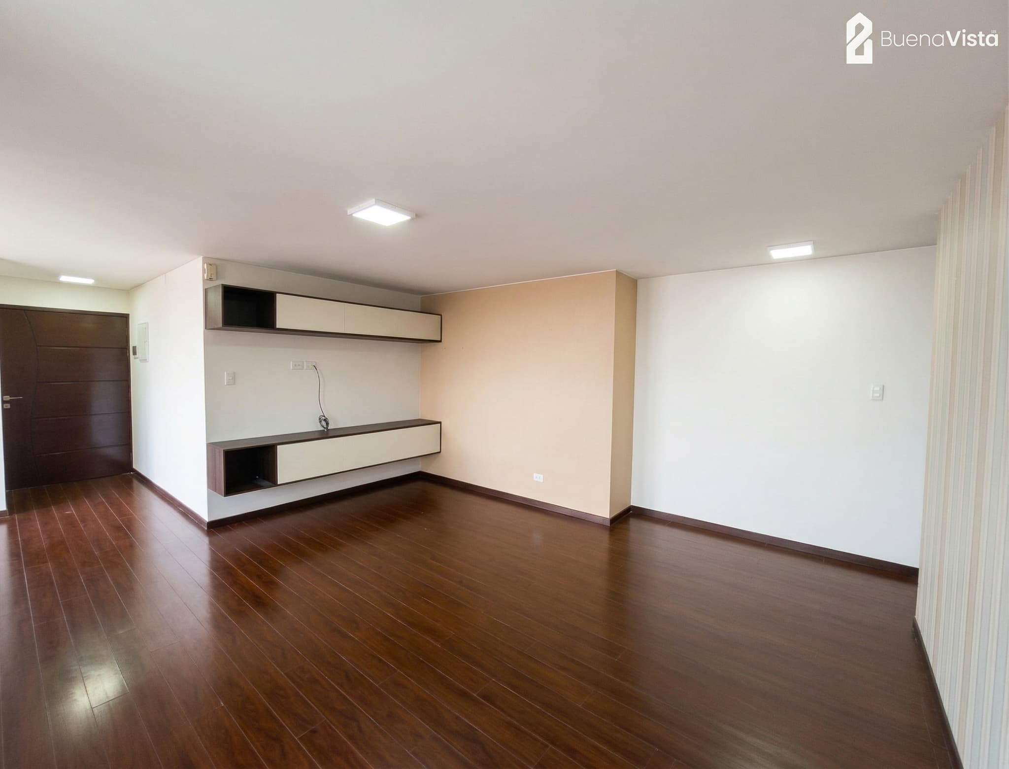 EN VENTA – Departamento cómodo y privado | 2 suites + balcón
