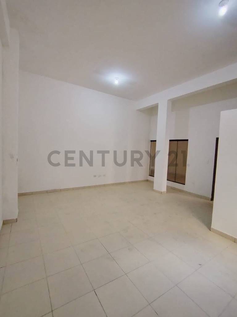 Foto de AMPLIA CASA COMERCIAL EN ALQUILER | UBICACIÓN PRIVILEGIADA