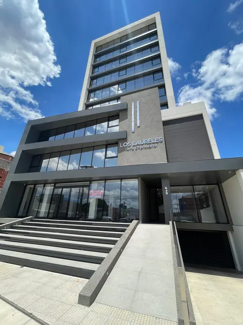 Foto de Showroom y oficinas en alquiler