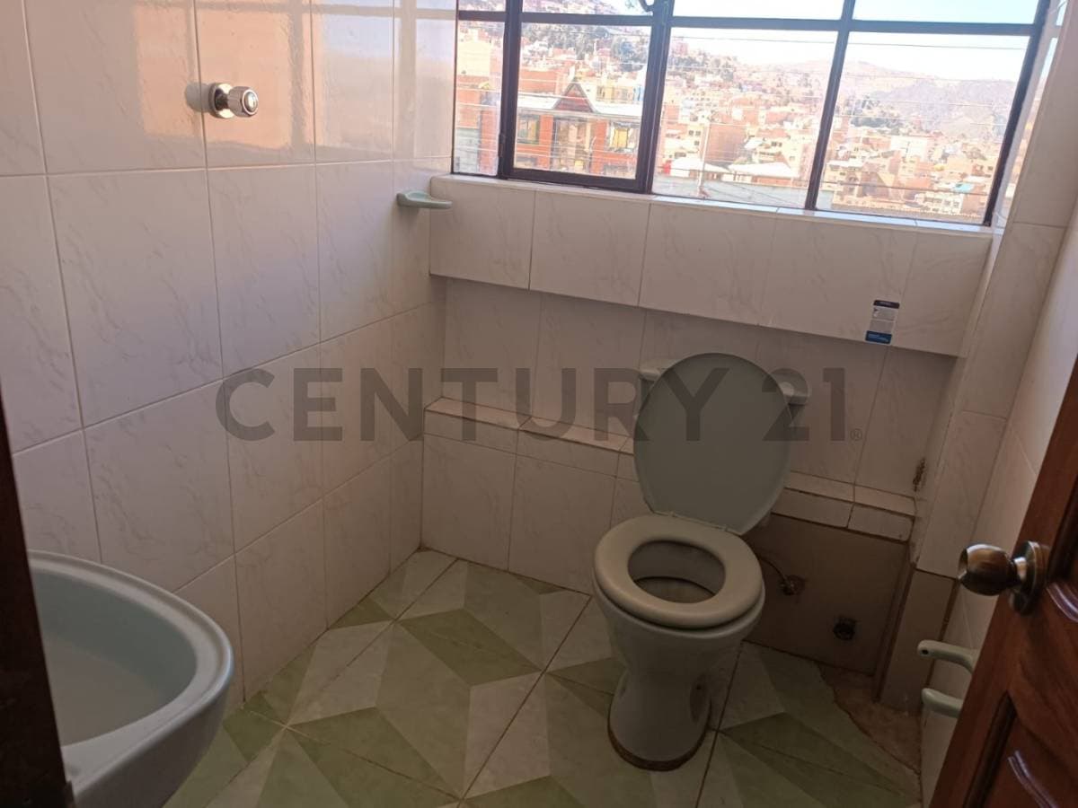 Foto de HERMOSO Y SOLEADO PENTHOUSE DÚPLEX EN ALQUILER AMPLIO, SOLEADO