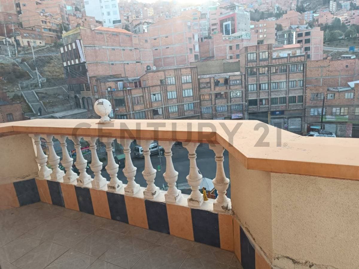 Foto de HERMOSO Y SOLEADO PENTHOUSE DÚPLEX EN ALQUILER AMPLIO, SOLEADO
