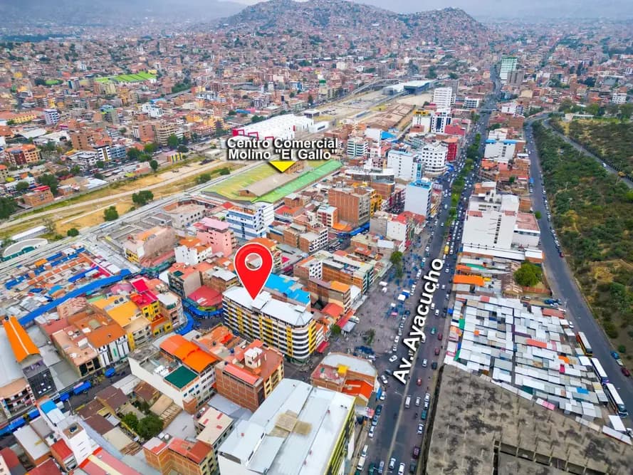 Foto de LOCAL COMERCIAL EN ALQUILER – PISO 2-3 EN EL CENTRO DE COCHABAMBA