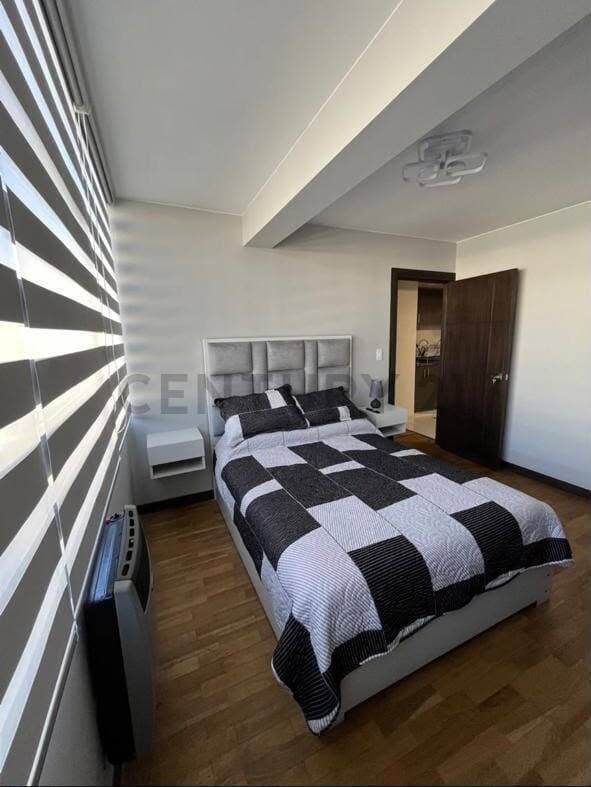 Foto de DEPARTAMENTO EN ALQUILER — Edificio "Teresa", Zona Obrajes