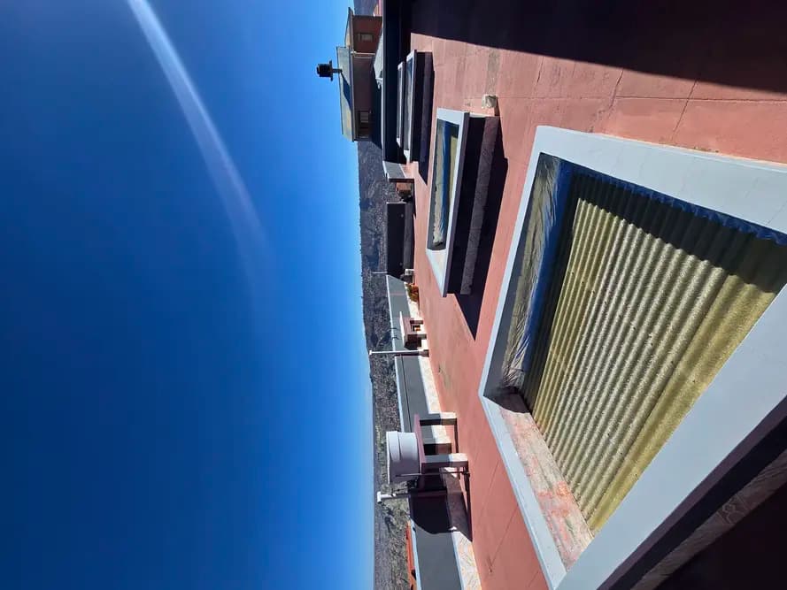 Foto de Casa con espacio comercial en venta en Alto Pampahasi, 1.067,63 m² construidos