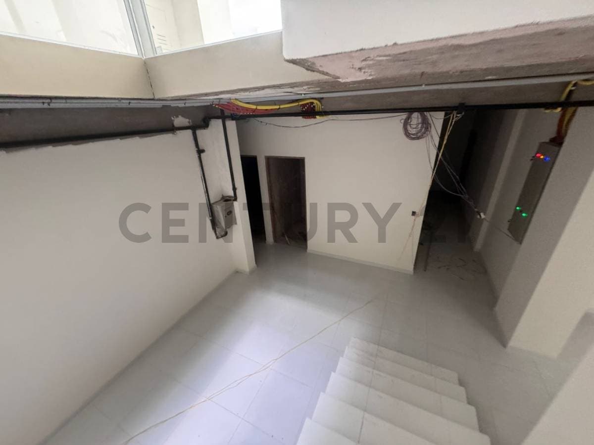 Foto de DEPOSITOS EN VENTA EDIFICIO CAROLINA MIRAFLORES