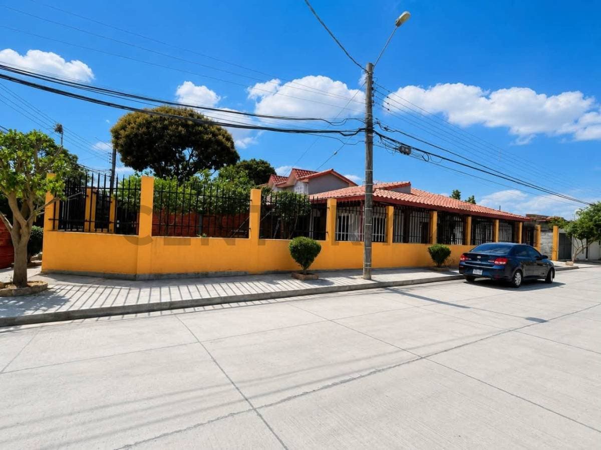 Foto de CASA EN ALQUILER AV BENI 5TO ANILLO