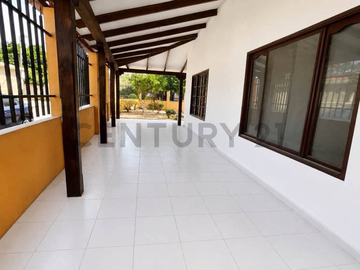 Foto de CASA EN ALQUILER AV BENI 5TO ANILLO