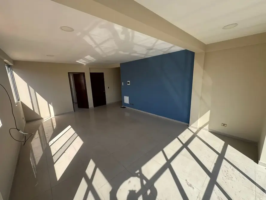 Foto de DEPARTAMENTO EN ALQUILER ZONA HIPODROMO 3 HABITACIONES