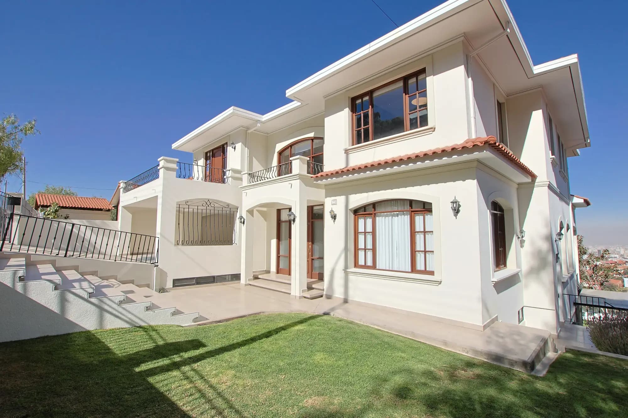 Foto de RESIDENCIA MAGNA UNA CASA DE LUJO EN LOMAS DE ARANJUEZ