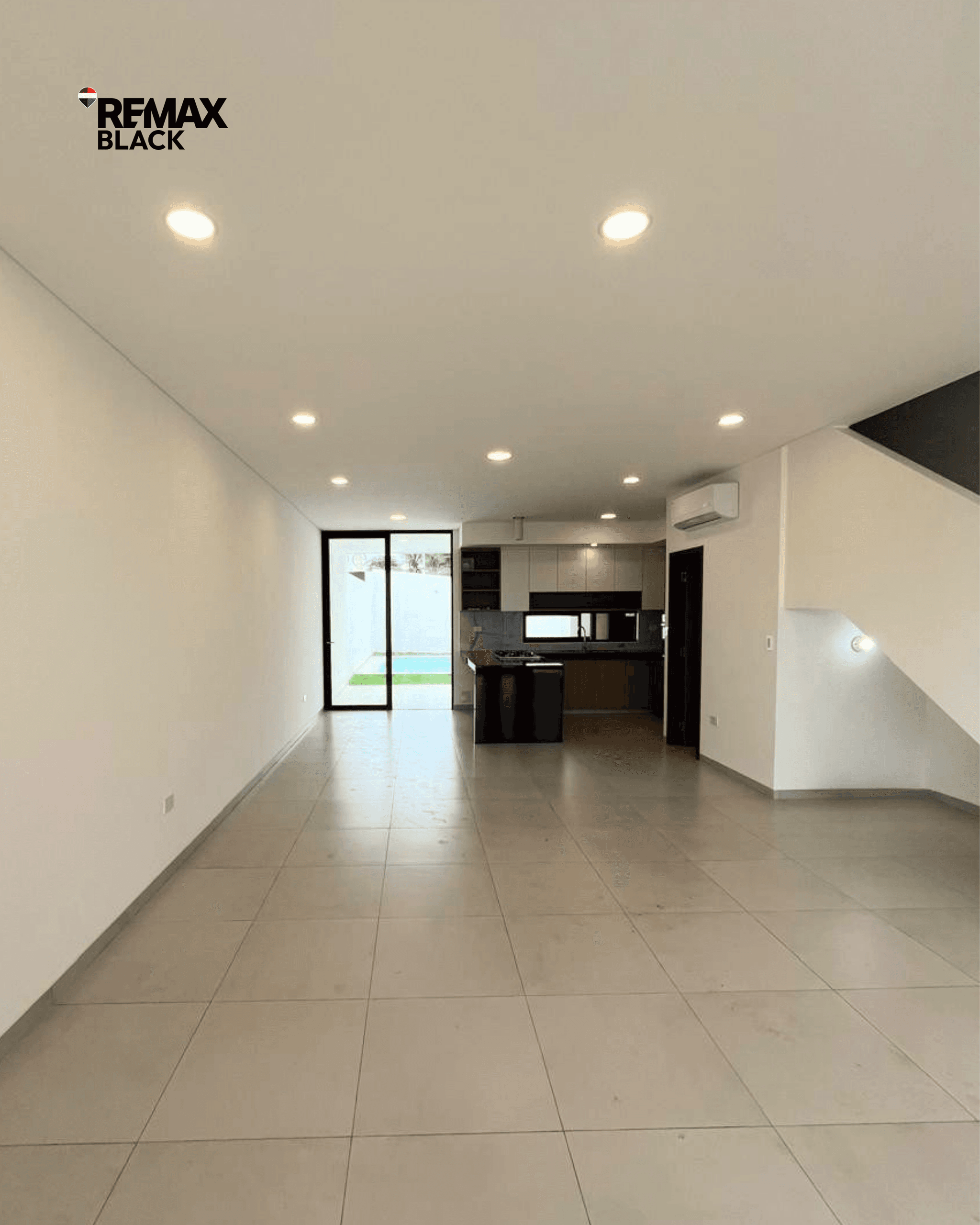 CASA A ESTRENAR CON PISCINA EN ALQUILER