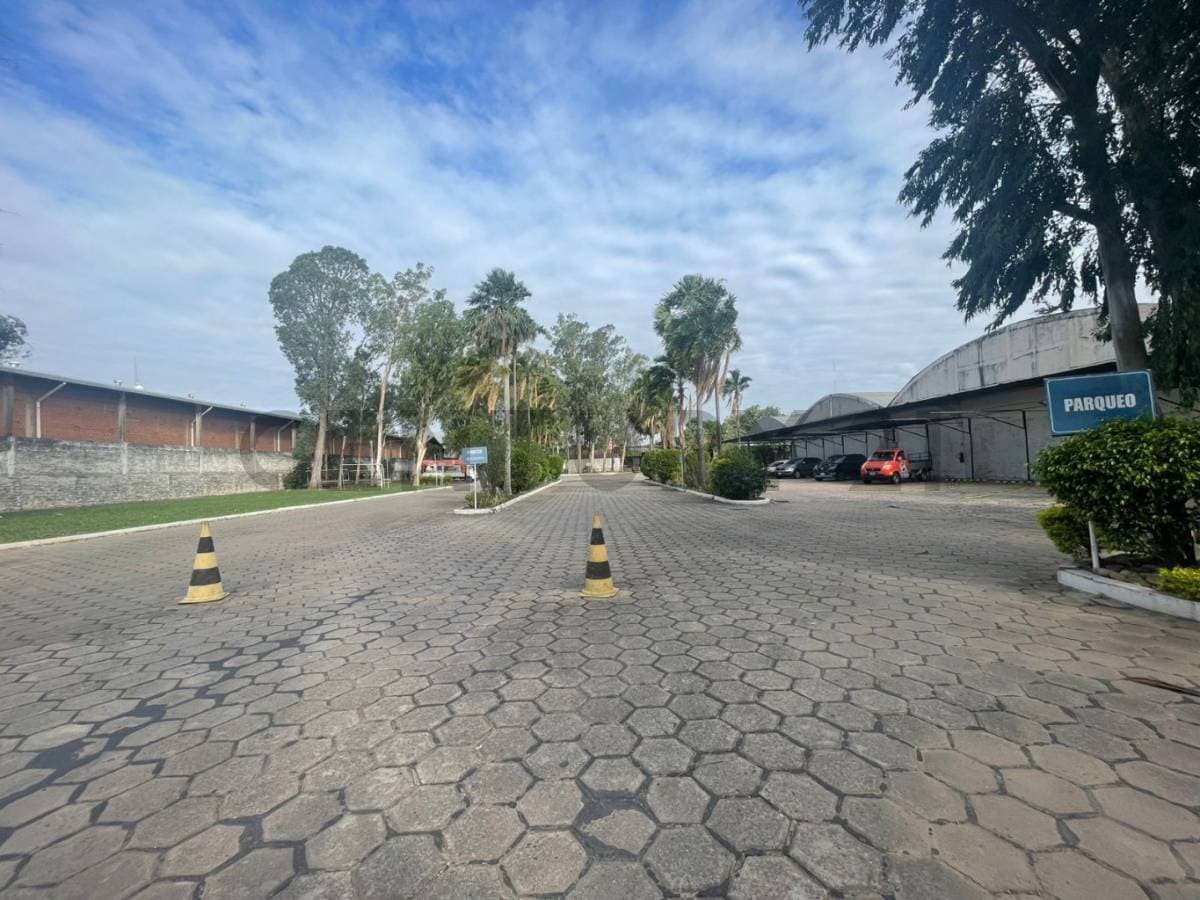Foto de Terreno en Alquiler en el Parque Industrial