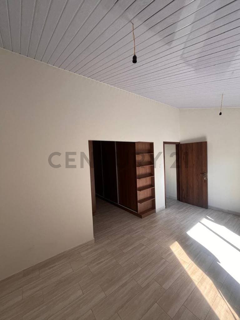 Foto de CASA SEMIINDEPENDIENTE EN ALQUILER – AV. ECOLÓGICA, CRUCE TAQUIÑA